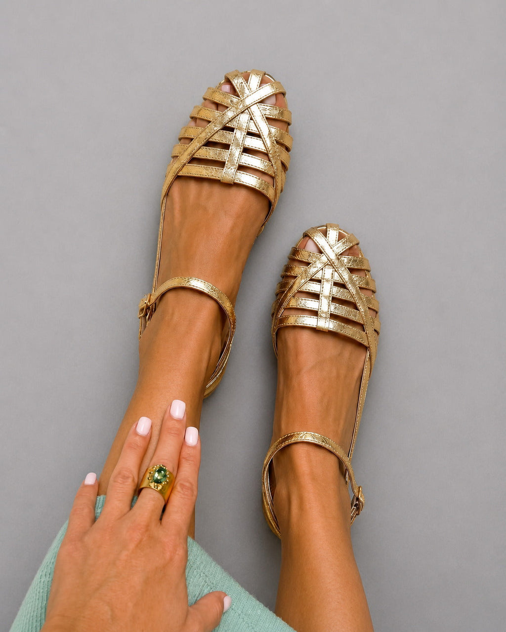 WREN | Sandali Chiusi con Design a Cassa